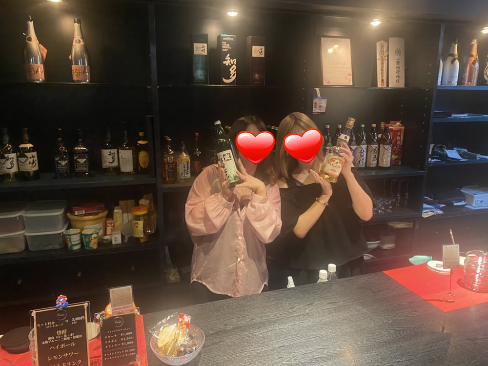 スナックエマージュ 写真